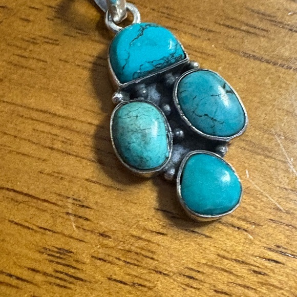 Turquoise Sterling Silver Pendant - Picture 4 of 4